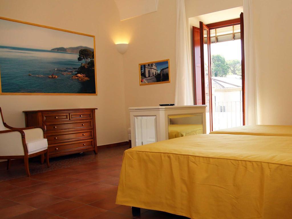 Palazzo Iaquinto Apartment Santa Maria di Castellabate Exterior photo