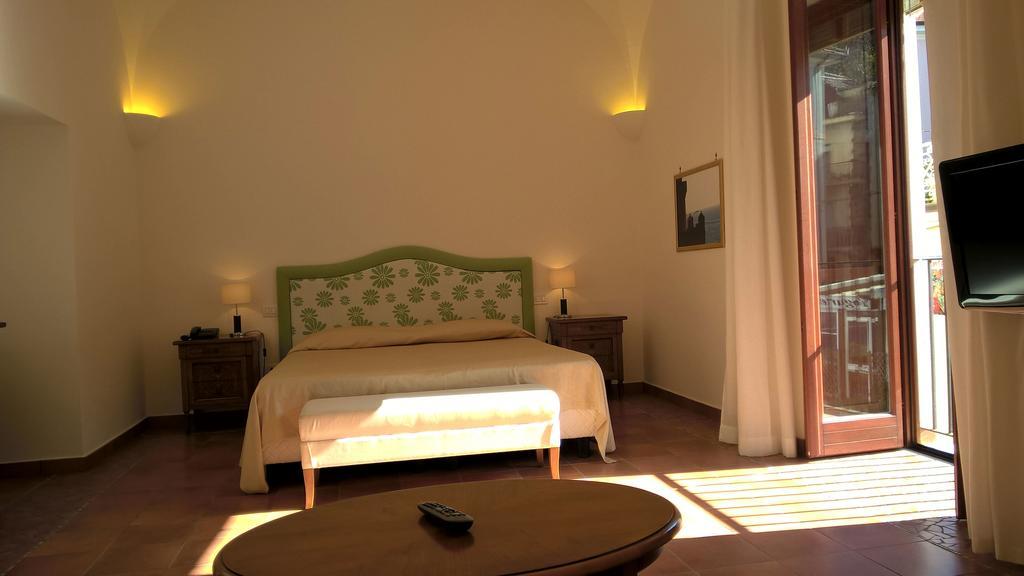 Palazzo Iaquinto Apartment Santa Maria di Castellabate Exterior photo