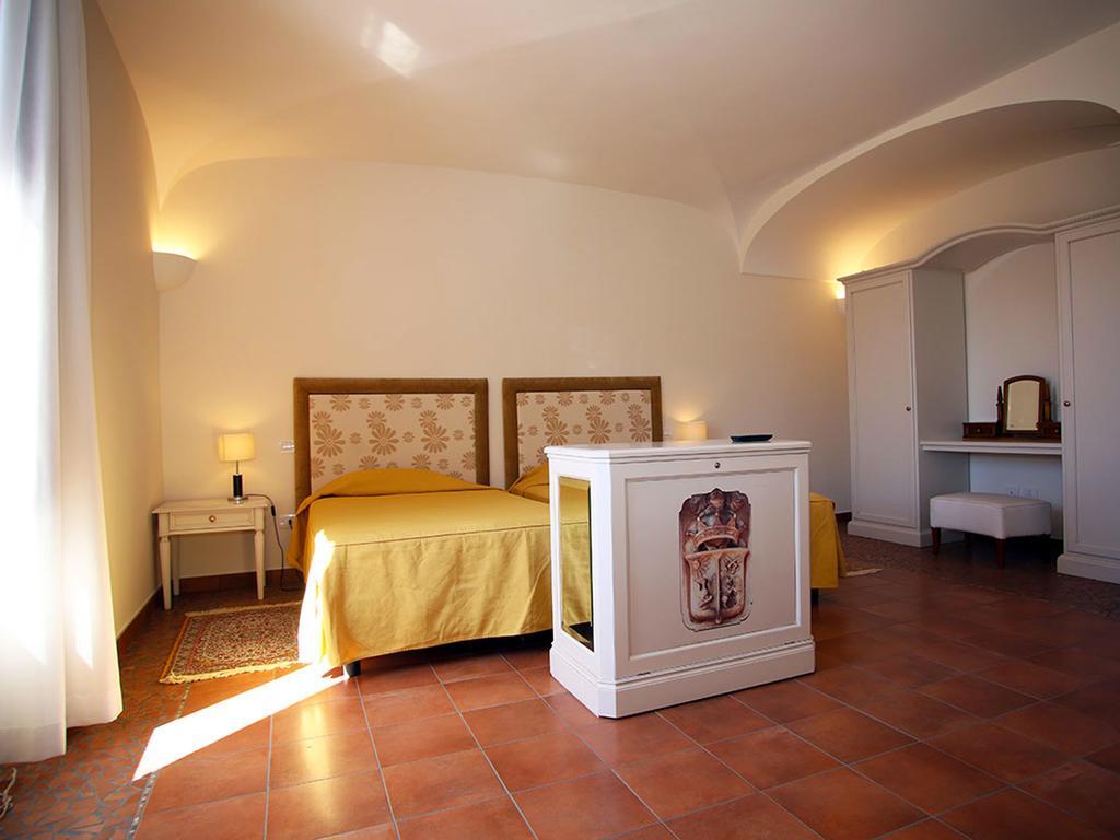 Palazzo Iaquinto Apartment Santa Maria di Castellabate Exterior photo